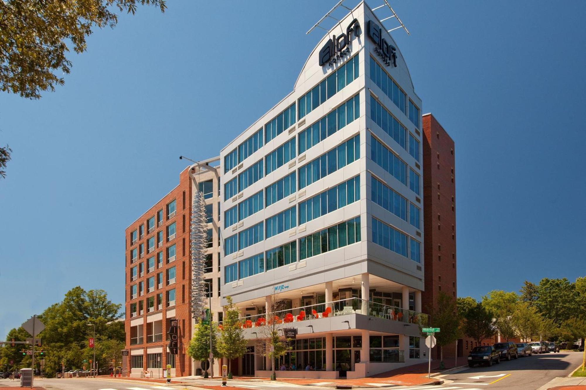 Отель Aloft Роли Экстерьер фото